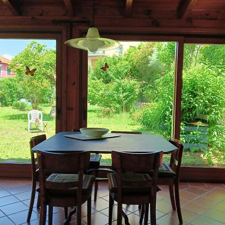 Villetta Con Giardino A Due Passi Dal Mare Imperia Eksteriør bilde