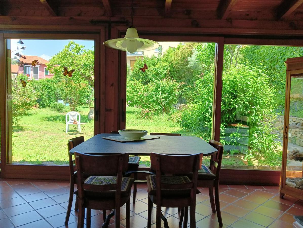 Villetta Con Giardino A Due Passi Dal Mare Imperia Eksteriør bilde