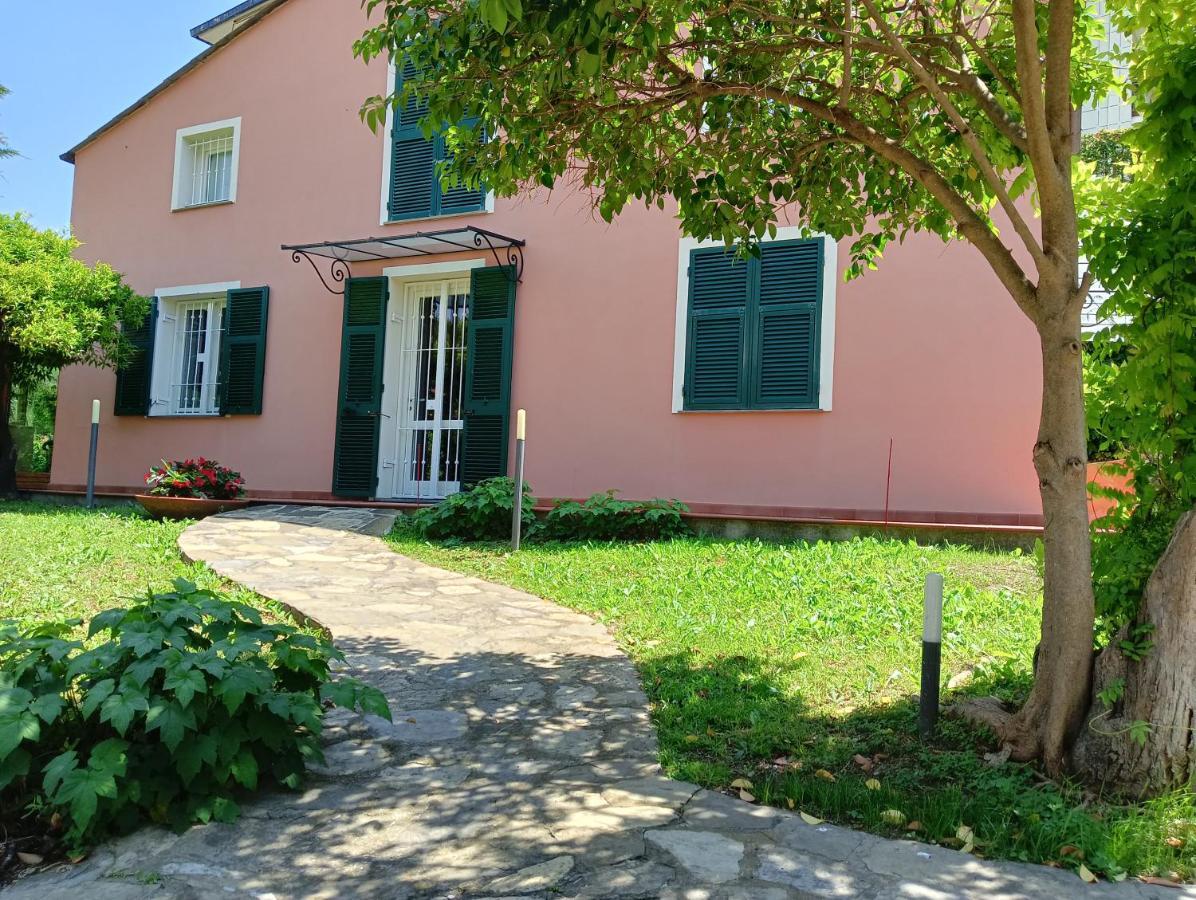 Villetta Con Giardino A Due Passi Dal Mare Imperia Eksteriør bilde