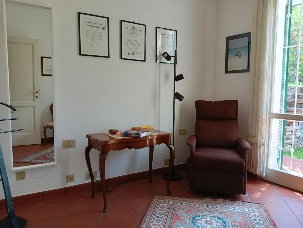Villetta Con Giardino A Due Passi Dal Mare Imperia Eksteriør bilde